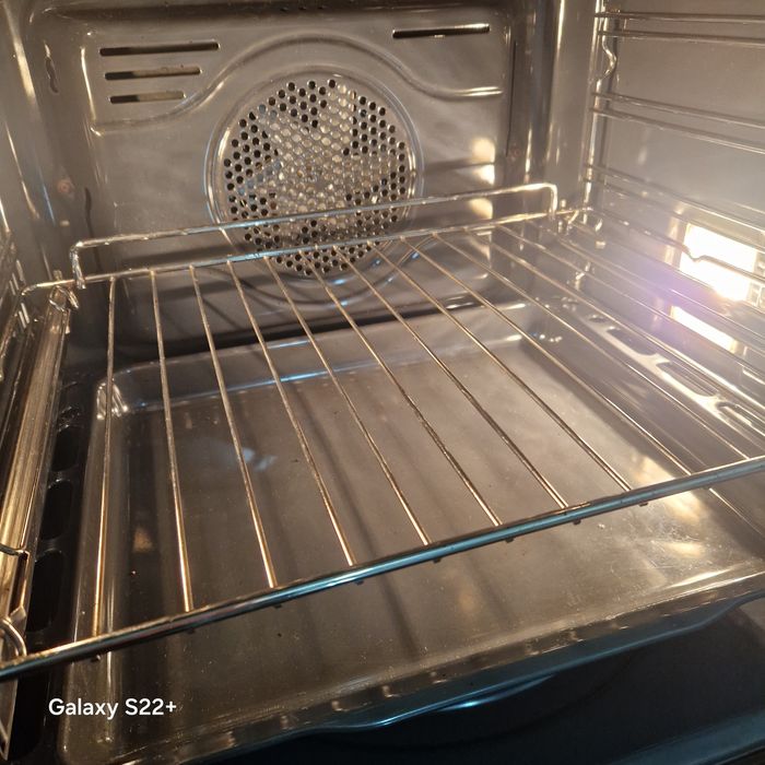 Фурна за вграждане тип ретро SMEG