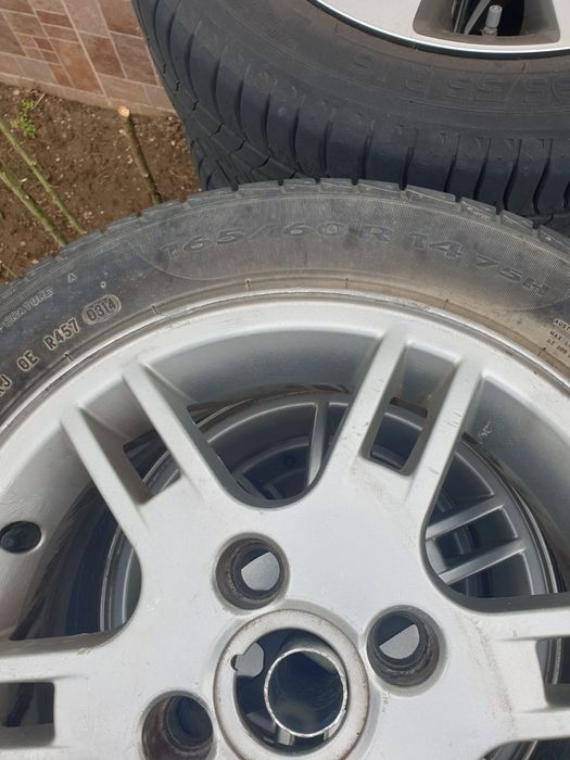 Roti cu anvelope de vara(165/60 R14) Ford ka