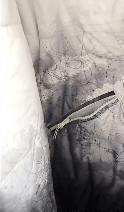 Пуховик для мальчика (новый) S размер