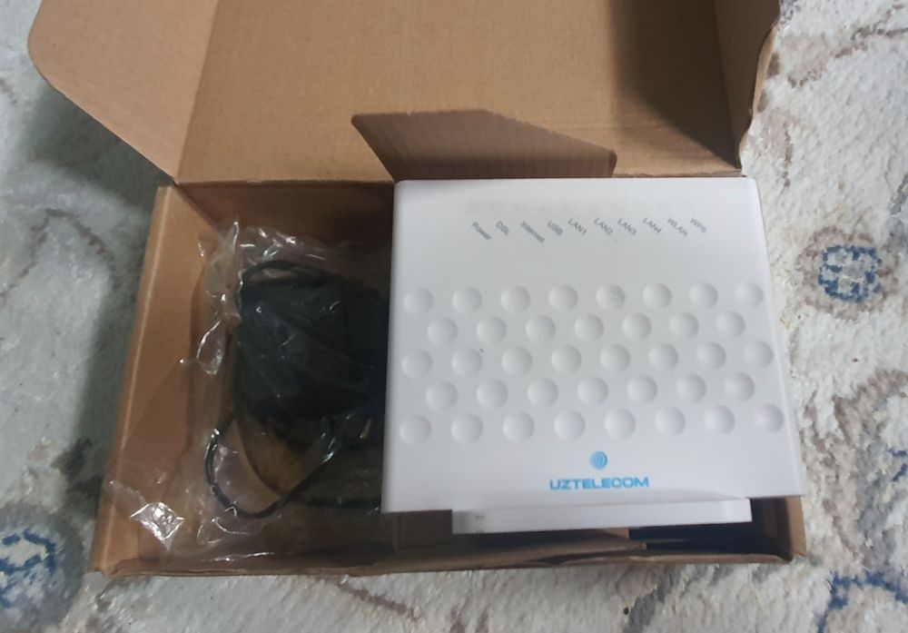 Модем  ZTE ZXHN H168N