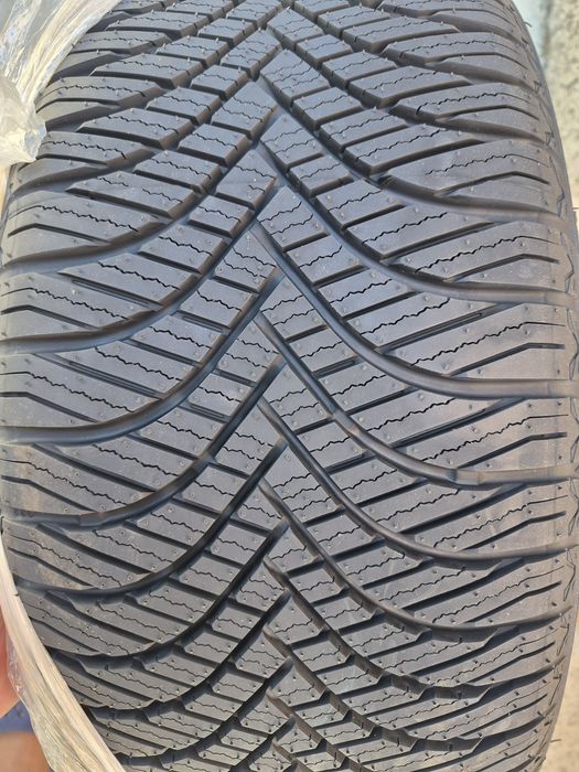 Чисто нови гуми GOODRIDE 245/40 R19 – 4 броя