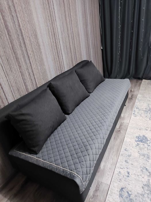 Продам диван 140 на 200см