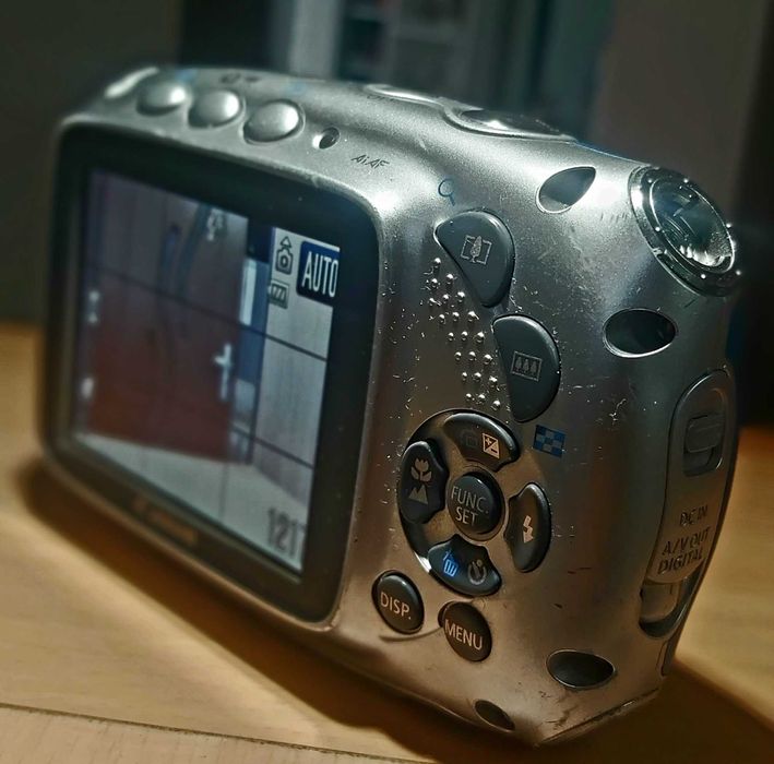 Canon PowerShot D10