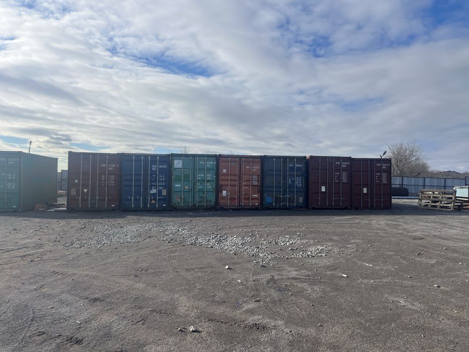 Контейнер 20 и 40 морской