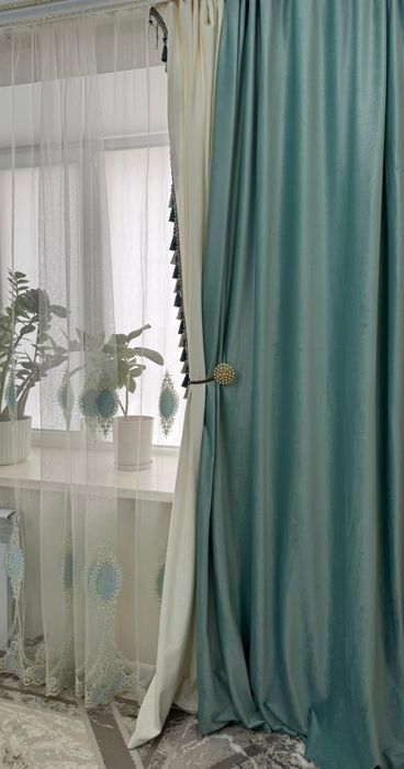 СРОЧНО продается шторы с корнизом