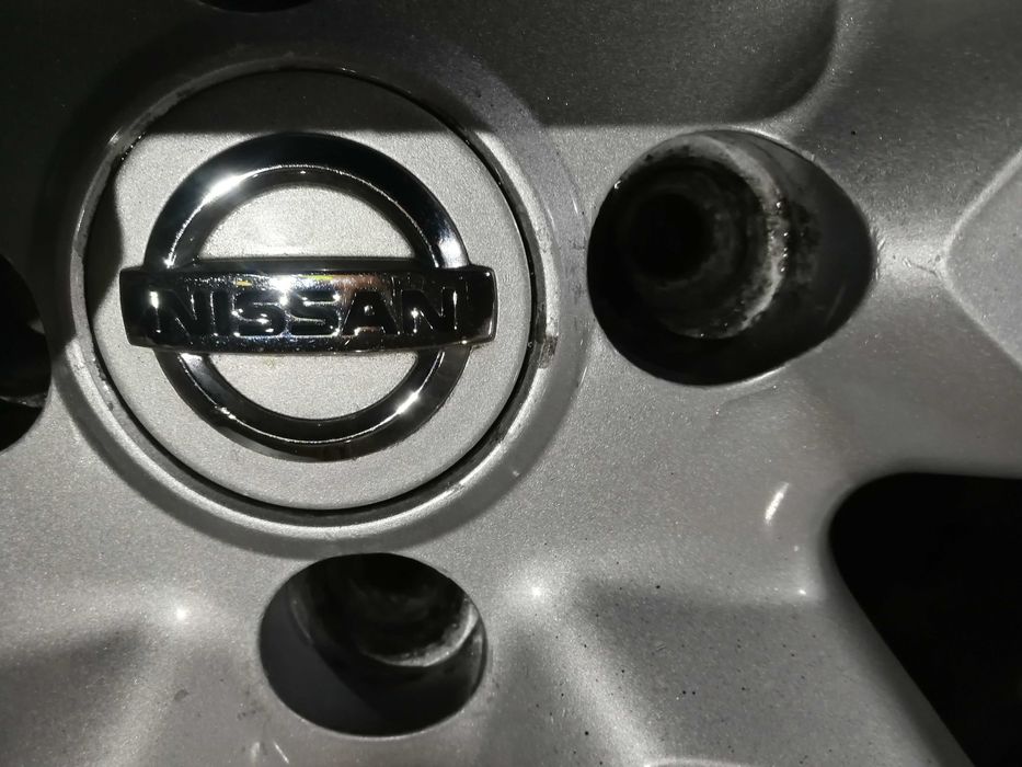 Nissan оригинални джанти 16 цола