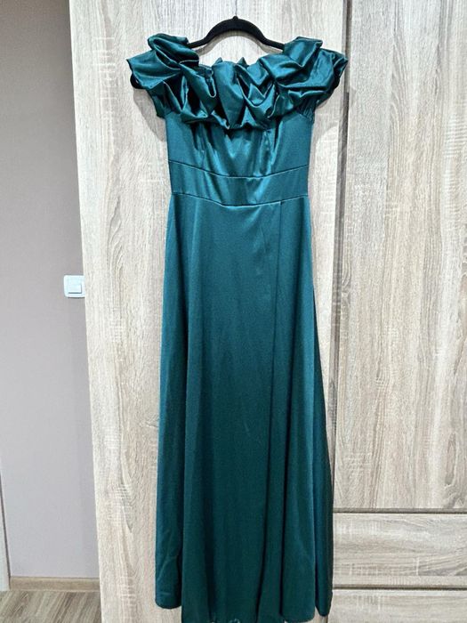 Официална зелена рокля