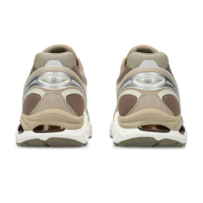 Asics 34 р. оригинальные кроссовки