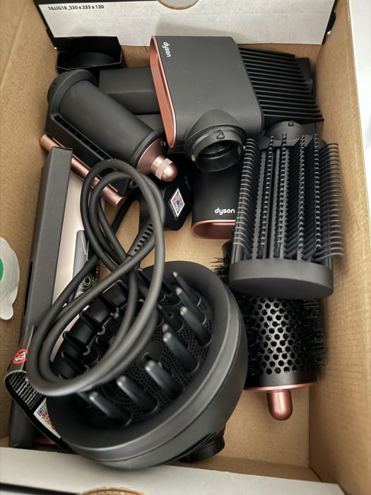 Perie de par Dyson Hs08 cu functie bluetooth/ID Curl