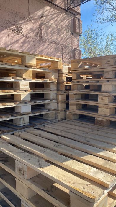 Продам поддоны в идеальном состоянии