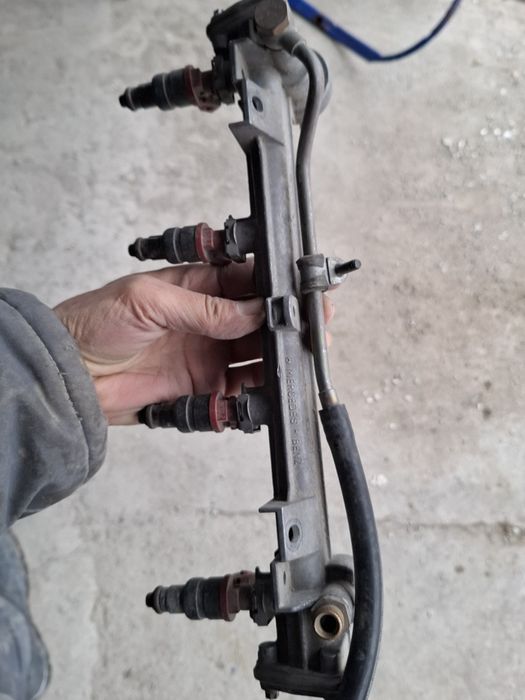 Топлевная рейка мерседес 202