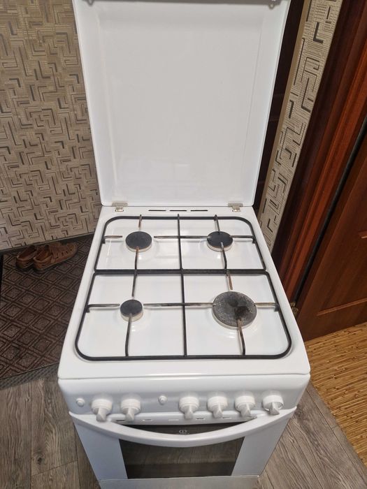 Газовая плита Indesit