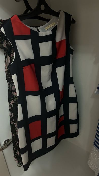 Платья, көйлектер сатылады