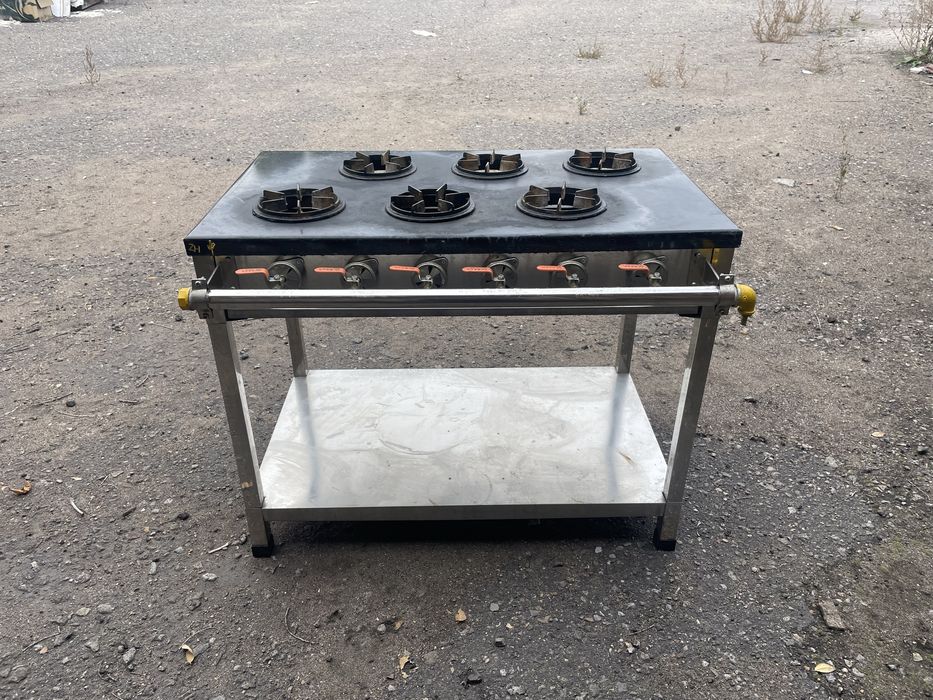 Продам газовую плиту