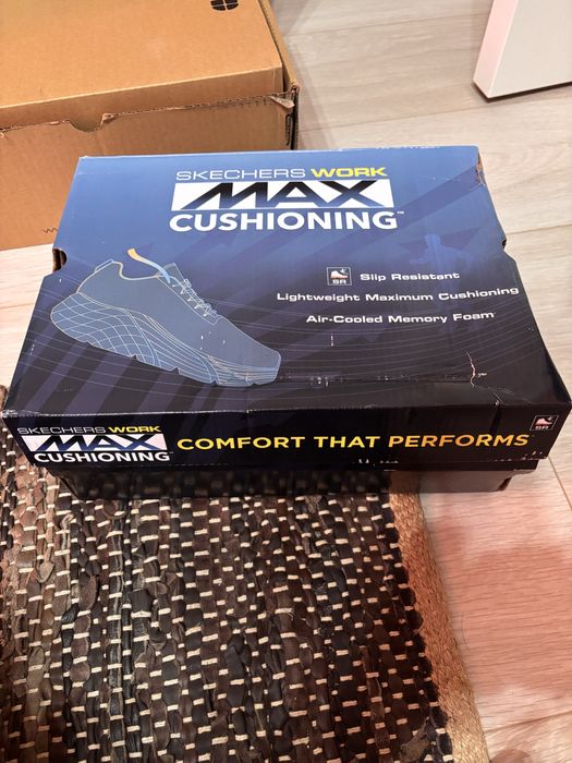 Нови маратонки Skechers Work Max Cushioning Elite SR – дамски, антихлъзгащи