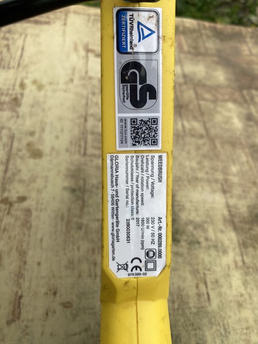 Vand perie electrica pentru indepartat buruieni