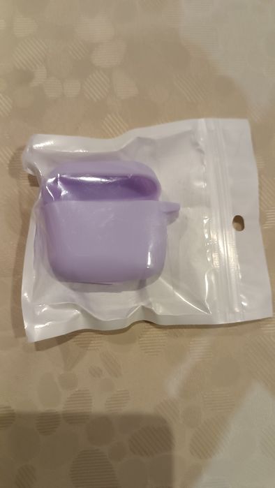 Силиконов калъф за Airpods 4