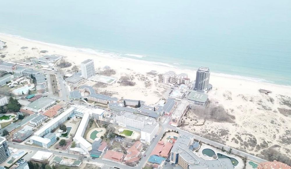 Продава се Парцел в Бургас, Център - 8000 кв.м за 500 €/кв.м - Снимка #5