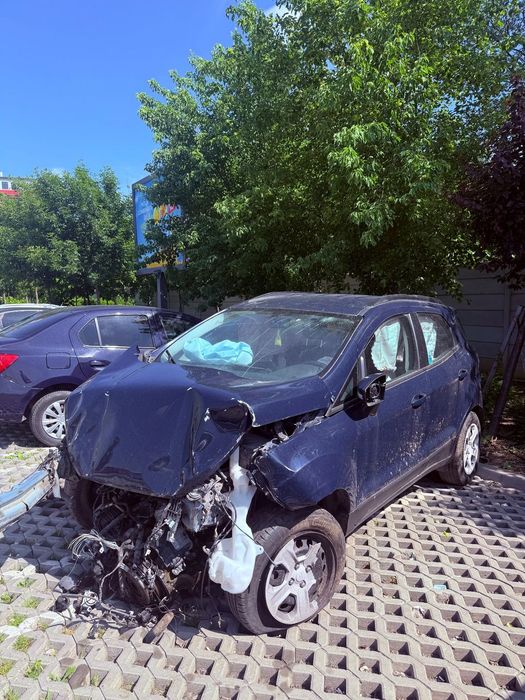 Ford EcoSport Avariat Prorpietar super oferta preț mic și fixxx preț de DEZMEMBRARI