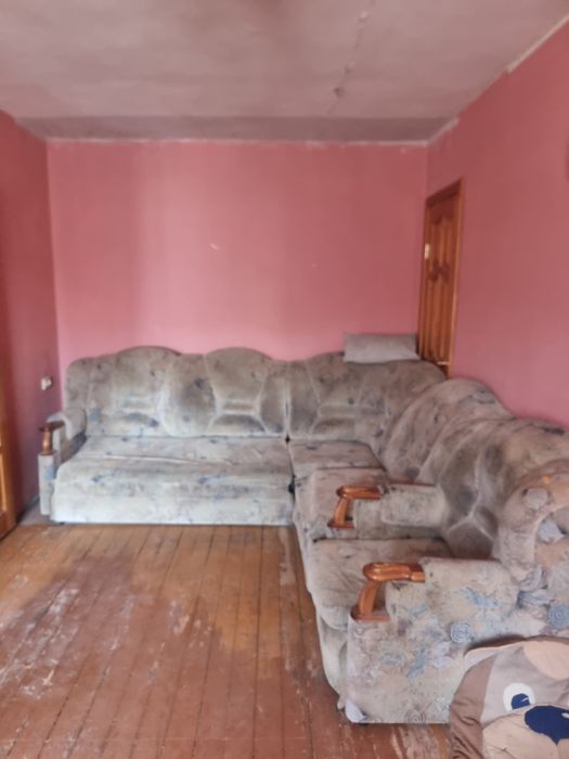 Диван и кресло даром