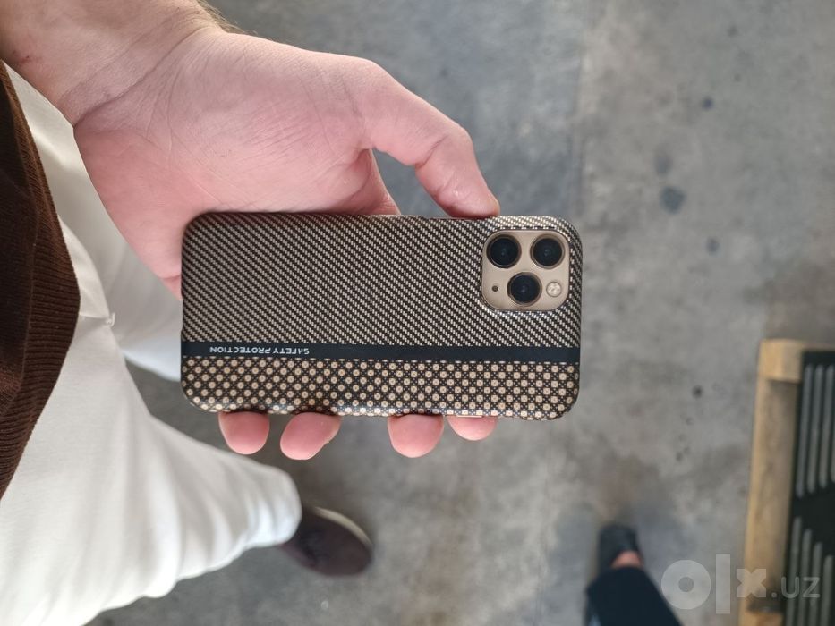Iphone 11pro gold