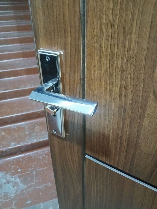 BOSTON Темир эшик