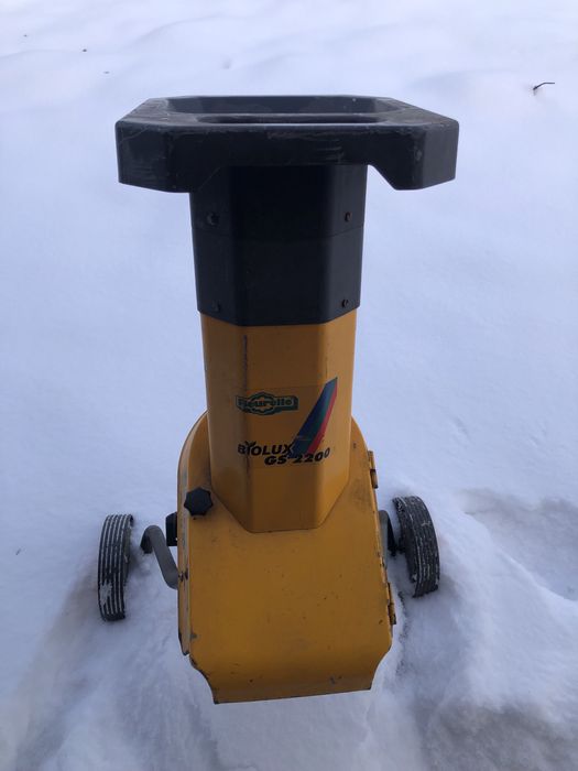 Tocator crengi Germania