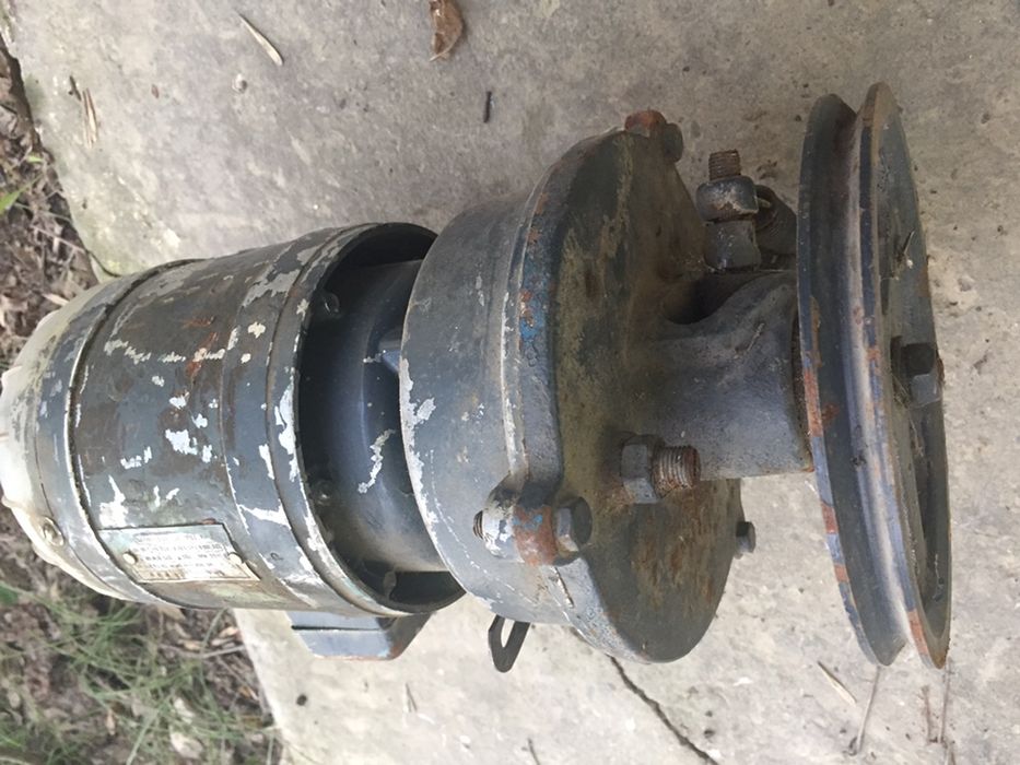 Мотор на швейную машинку