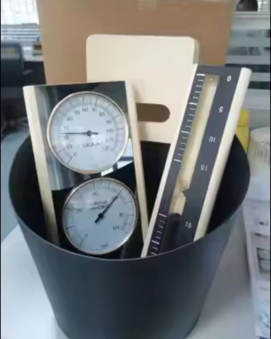 Аксессуары для сауны и бани,ушат, термометр