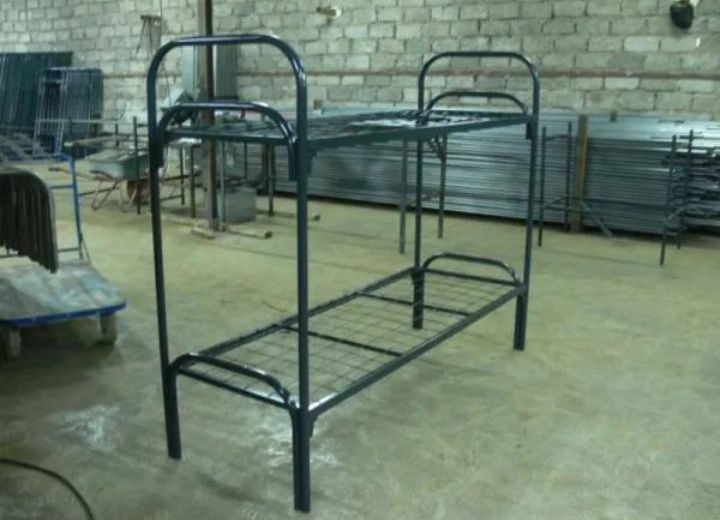 Металлические кровати