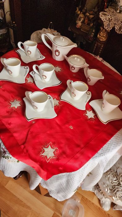 Чайный сервиз на 6 персон