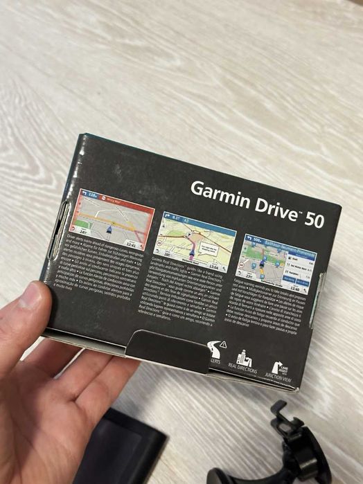 GPS навигация Garmin Drive 50 LM (5 инча еĸран, Карти на Европа)