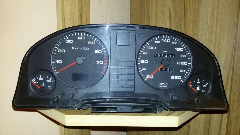 Табло-километраж за АУДИ 80--Б3-Б4 ,АУДИ 90