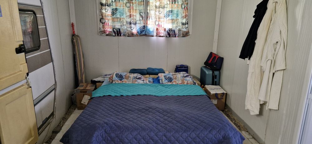 Каравана на къмпинг в Гърция