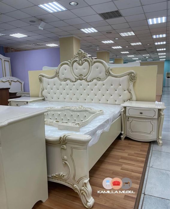 Срочная продажа королевский гарнитур !