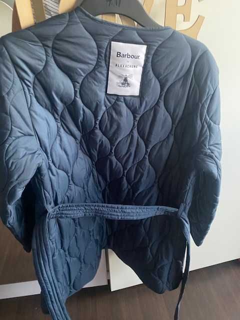 Jacheta Barbour by ALEXACHUNG marimea S, in stare perfecta.