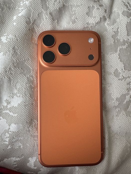 Айфон 17 про макс