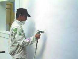 Zugrav calificat. Instalator cu grad mic de complexitate.