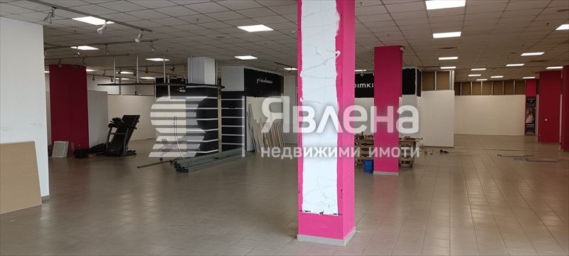 Дава се под наем Магазин в София, Люлин 10 - 717 кв.м за 8000 € - Снимка #2