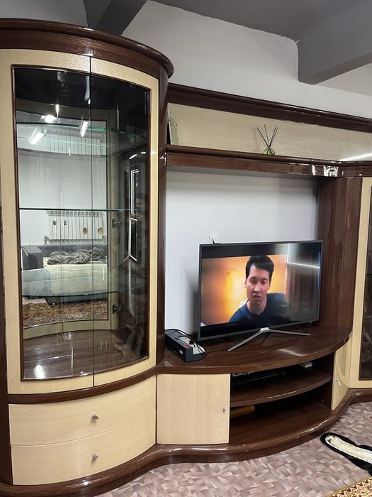 Горка/стенка для гостинной