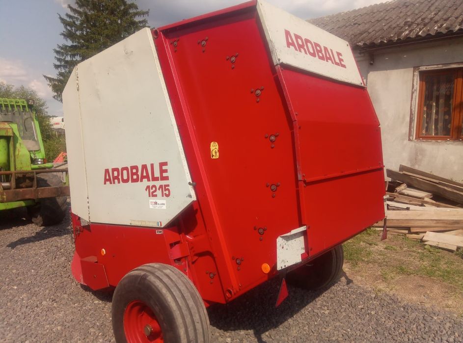 Пресс подборщик AROBALE 1215