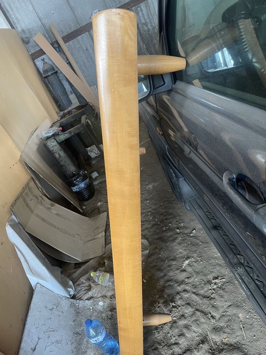 Дървена рамка за легло