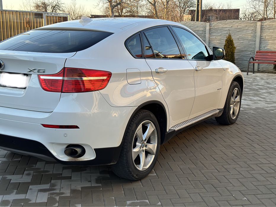 BMW  X6 xdrive 40d