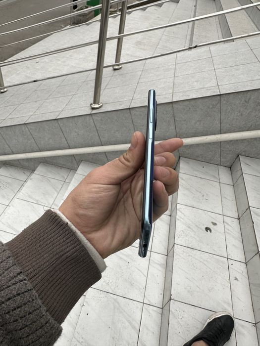 Pocco f3 12/256 ideal