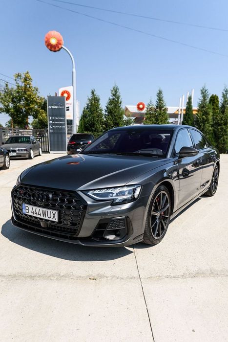 Audi S8