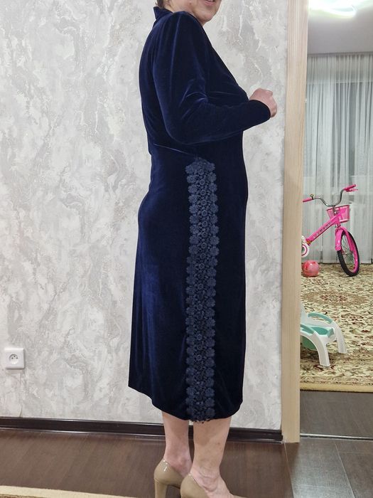 Платья нарядные для женщин