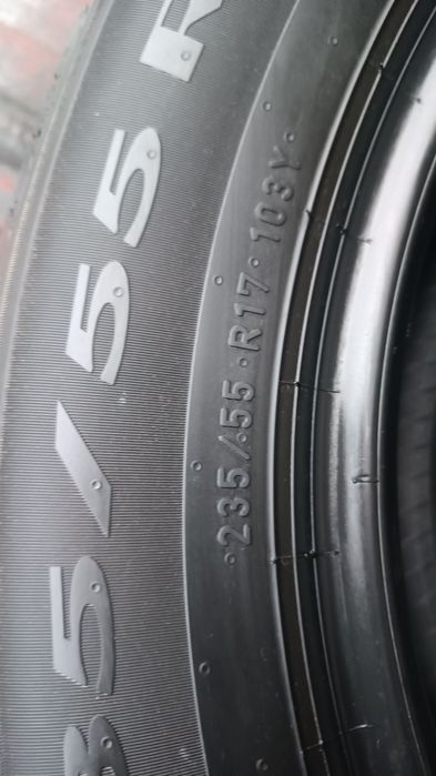 235/55/17 Pirelli