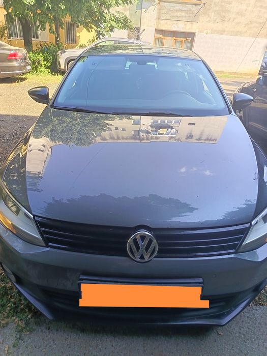 VOLKSWAGEN Jetta 2012 — imagine 4