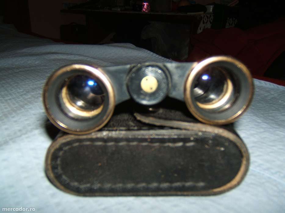 binoclu teatru rusesc