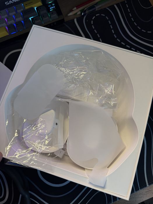 Airpods Max в отличном состоянии